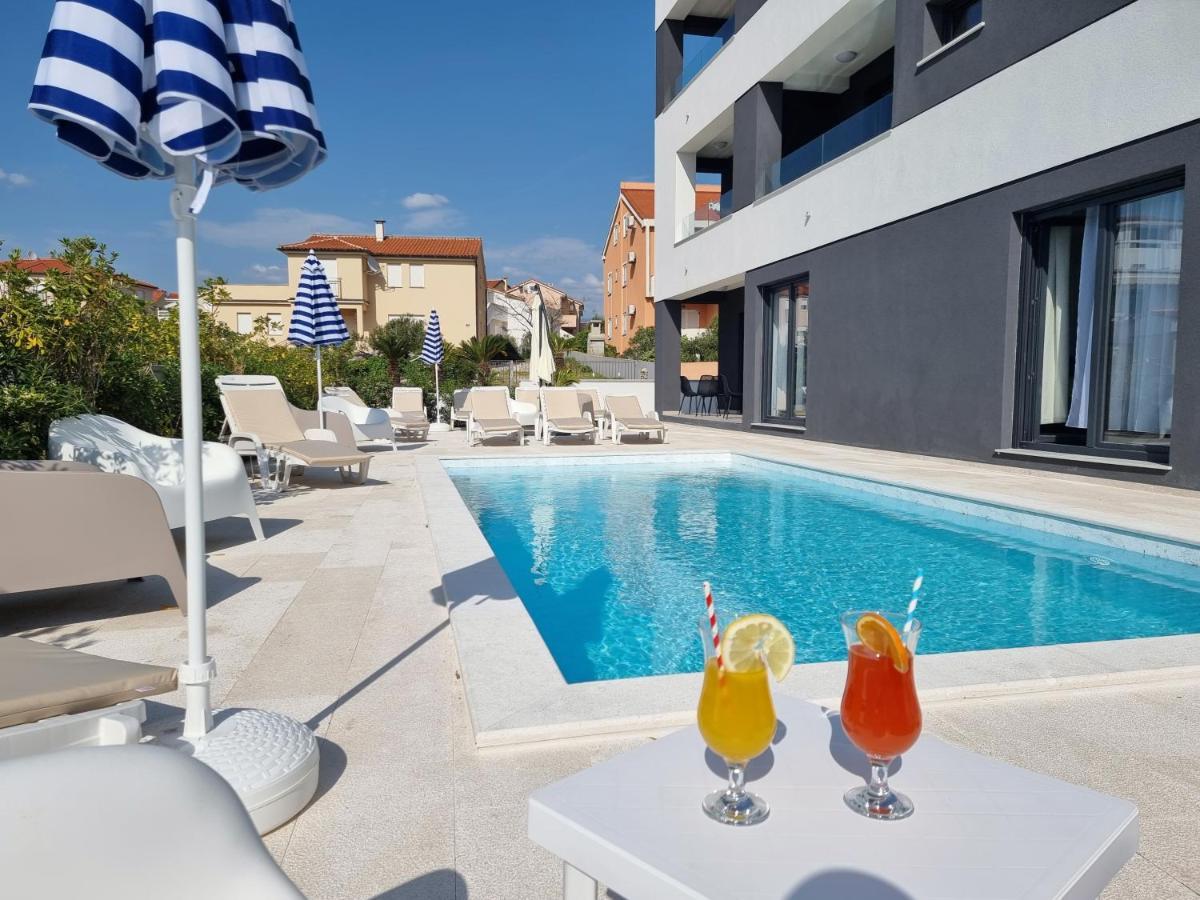 Villa Shark Deluxe Novalja Bagian luar foto